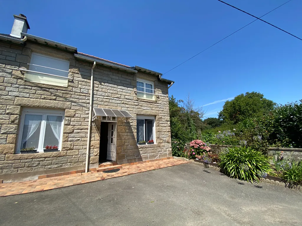 Esterno - House with Garden in Quedillac