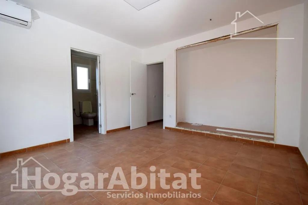 Pièces - New Two-Storey House with Terrace in Chiva