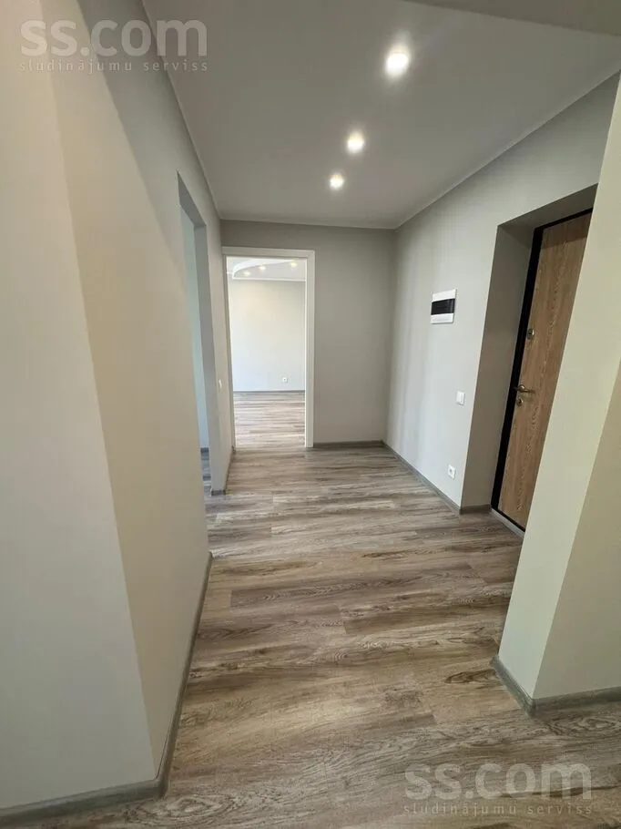 Entrée - Capital Remodelled 2-Bedroom Flat in Liepāja