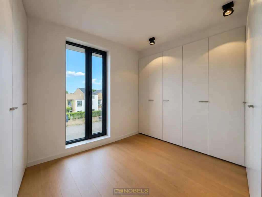 Pièces - Appartement Luxueux avec Vue sur le Lac à Overmere