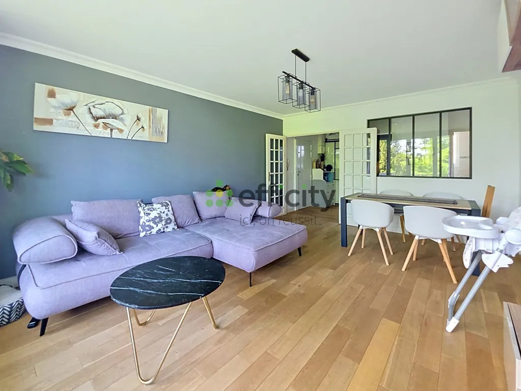 Elutuba - Apartment with Balcony in Quiet Residence