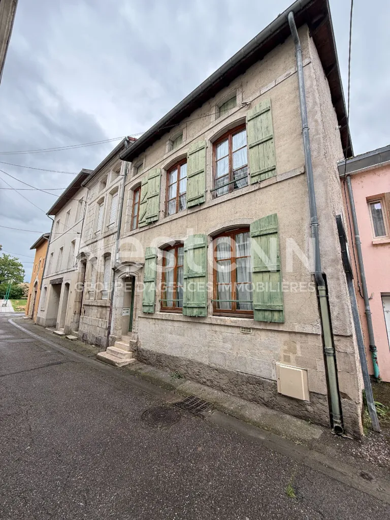 Extérieur - Maison de Ville avec Jardin à Verdun