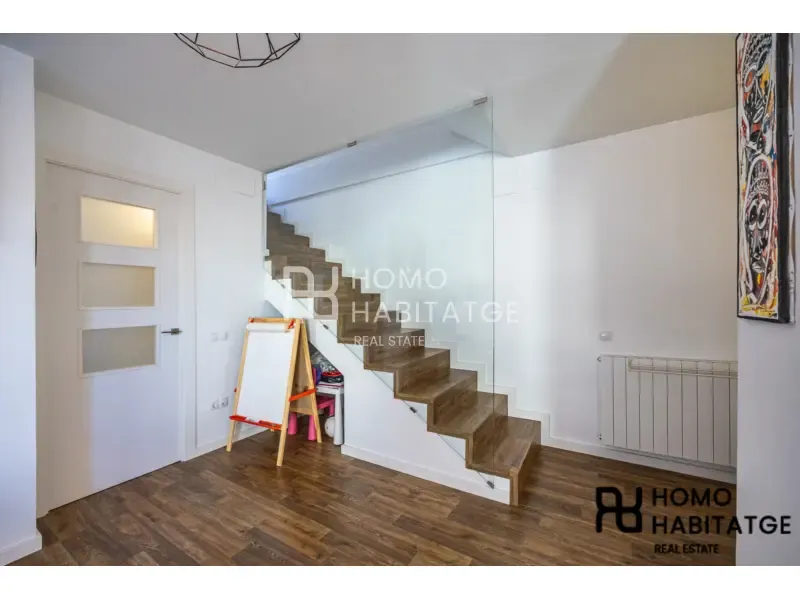 Pièces - Reformed Duplex with Terrace in Gràcia, Sabadell