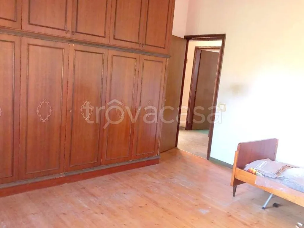 Magamistoad - Villa for Renovation with Garden in Cormons