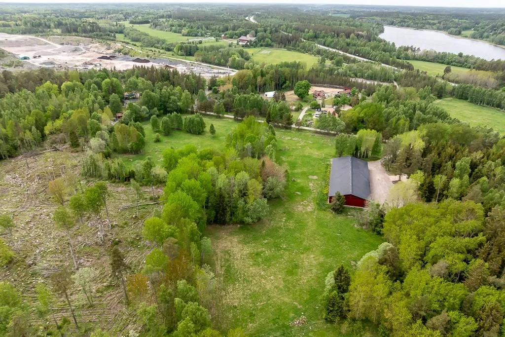 7-toaline maja asukohas Norrtälje kommun