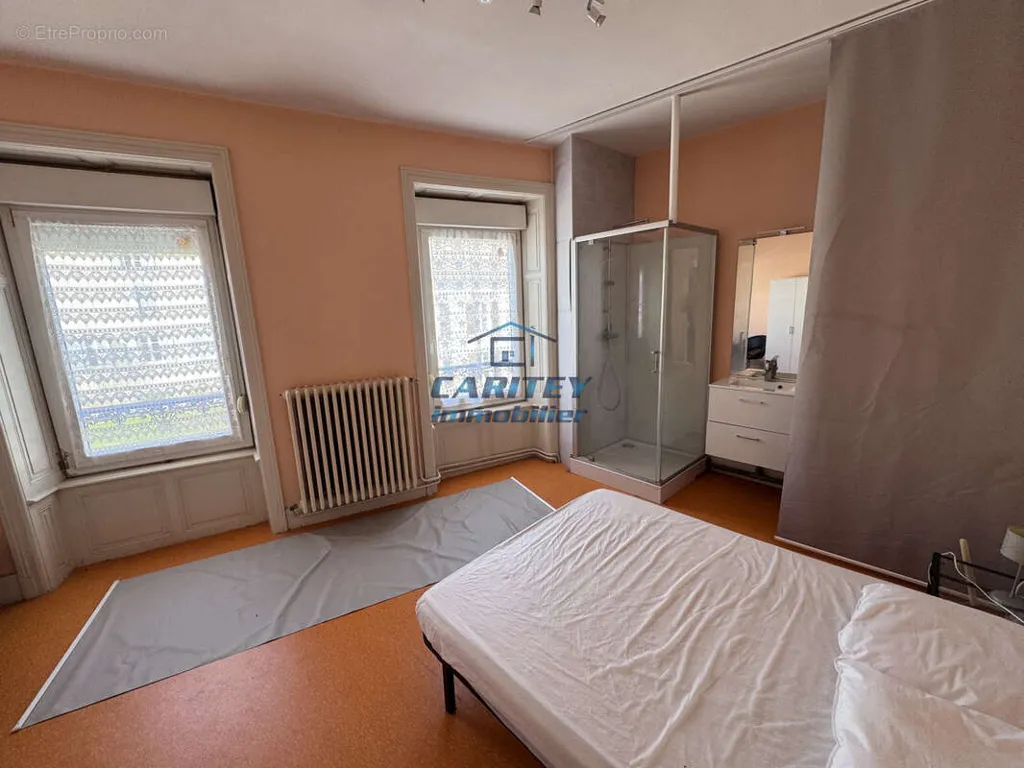 30-toaline korter asukohas Bains-Les-Bains