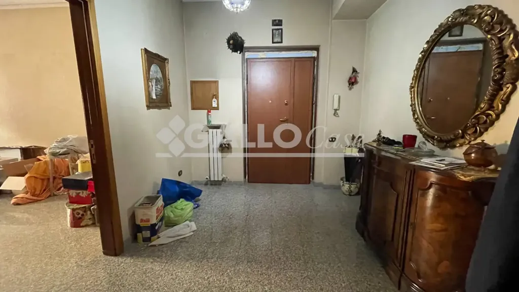 Entrée - Spacious Apartment with Terrace in Cosenza