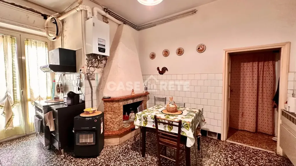 Salle à manger - Apartment with Balcony in Cappuccini, Viterbo