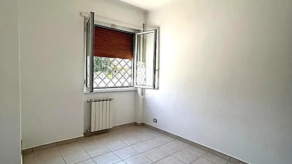 Rooms - Bifamily Home with Private Garden in Ardea