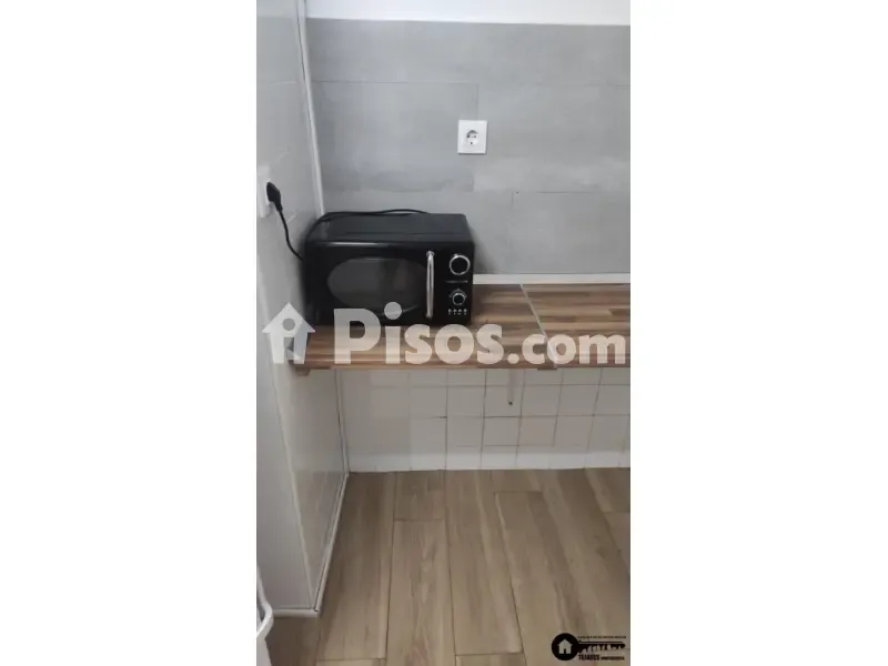 Cuisine - Renovated Flat with Balcony on Avenida de España