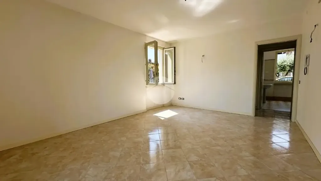 Rooms - Semi-Detached Villa with Garden in Rovato