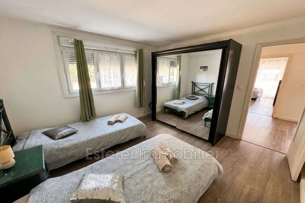 Camere da letto - 3-Bedroom Apartment with Sea View in Cannes