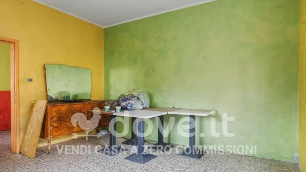 Salle à manger - Villa for Renovation in Zogno