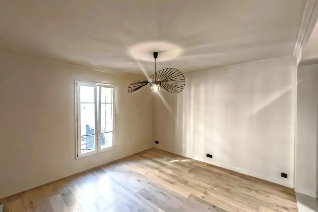 Pièces - Appartement Art Déco avec Climatisation à Nice