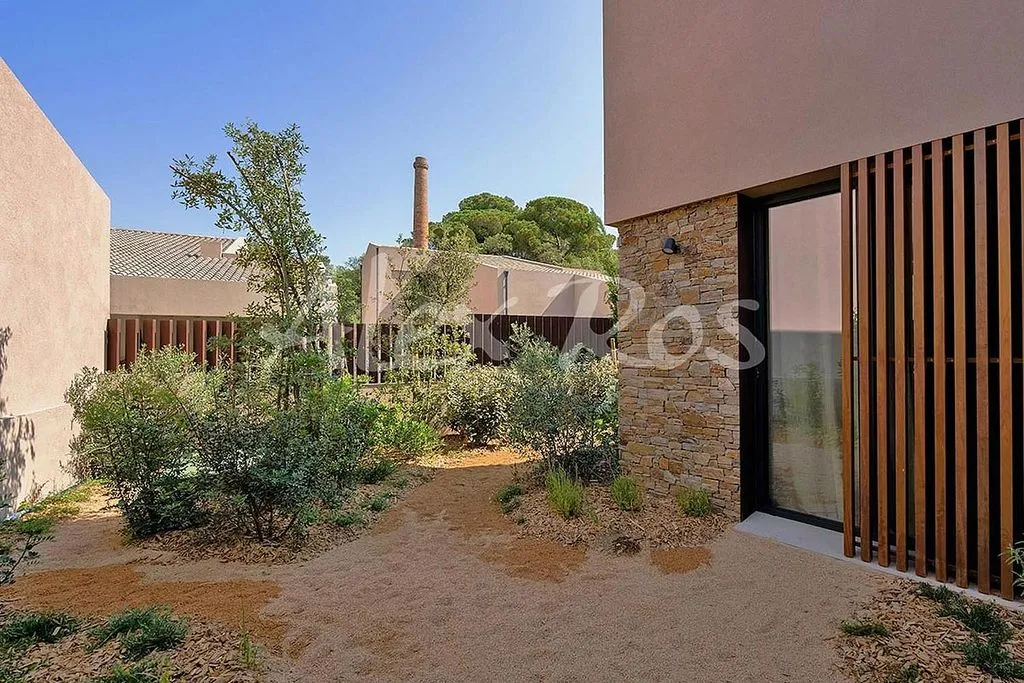 Aed - Independent House with Pool in Regencós