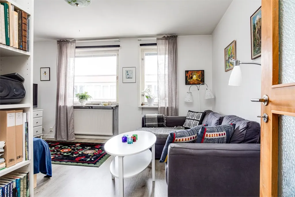 Elutuba - Bright 1-Bedroom Flat in Central Nora
