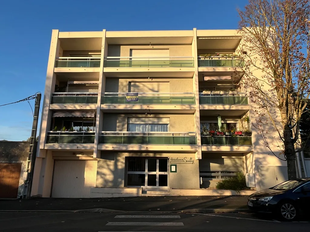 Välivaade - Renovated 2-Bed Flat with Balcony in Châtellerault