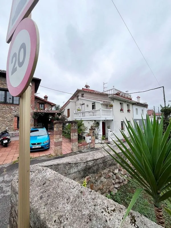 Extérieur - Flat for Renovation in Ganzo