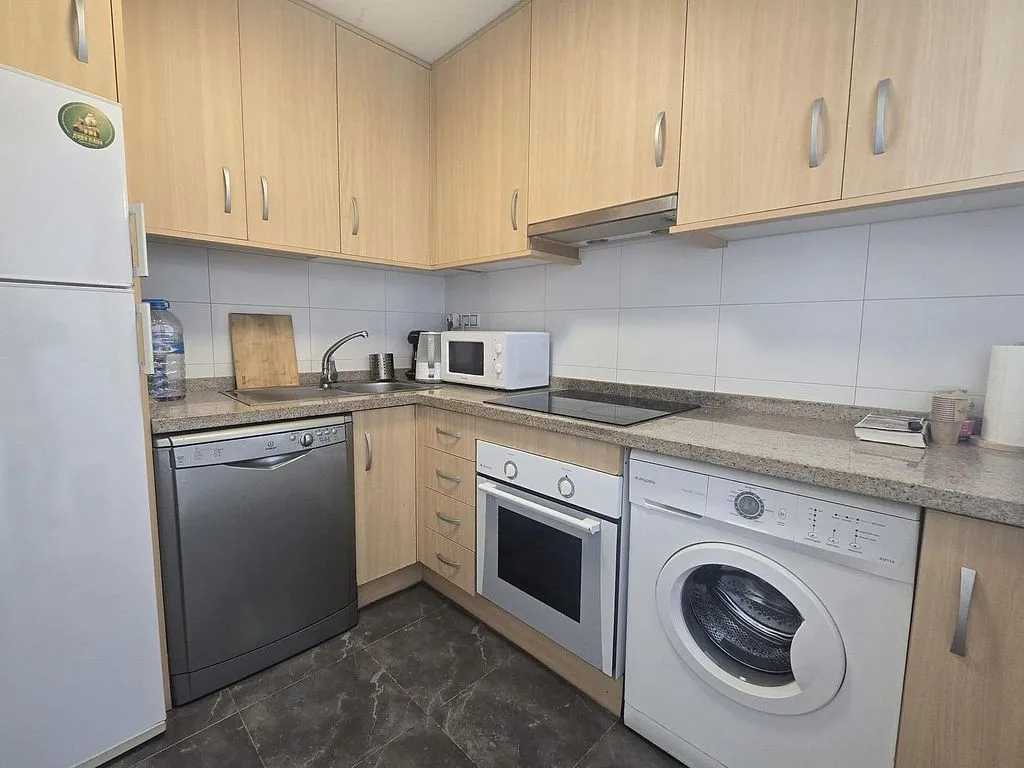 Cuisine - Modern Flat with Balcony in Torrevieja Centre