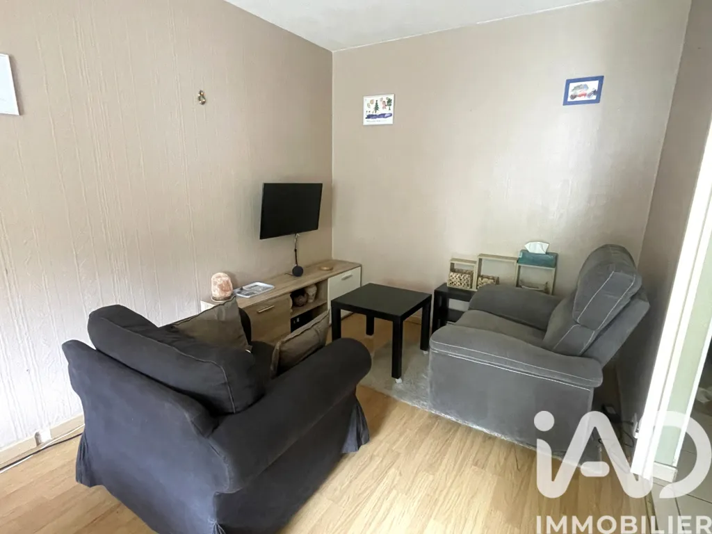 Elutuba - Bright T2 with Balcony in Jarrie