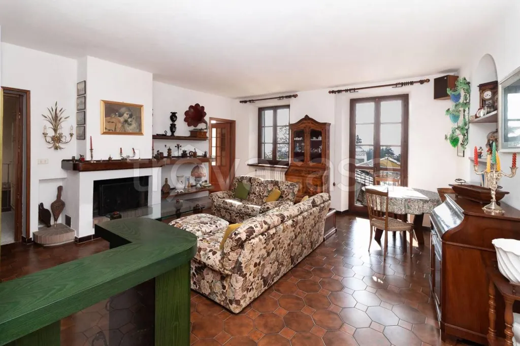 Elutuba - Cielo Terra House with Balcony in Corio