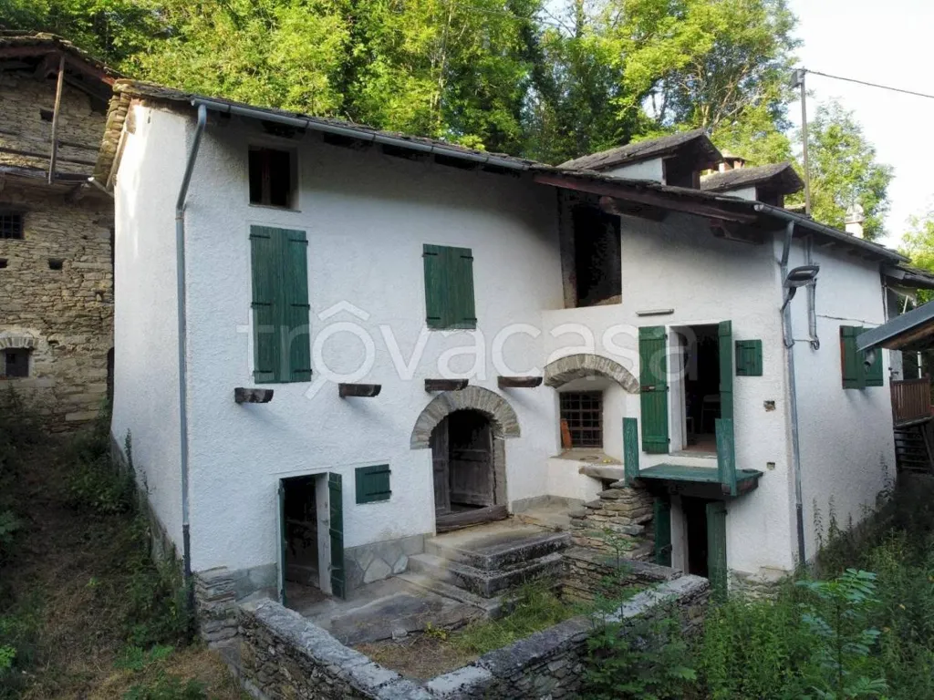 Välivaade - Rustic House with Garden in Frassino
