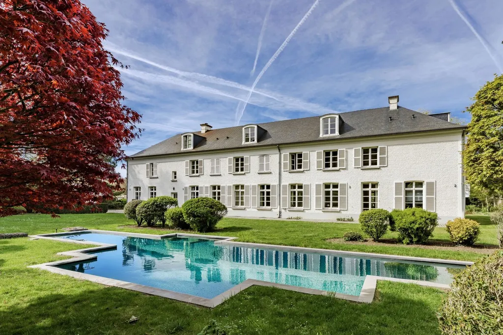 Bassein - Renovated Villa with Eco-Friendly Pool in Espinette Centrale