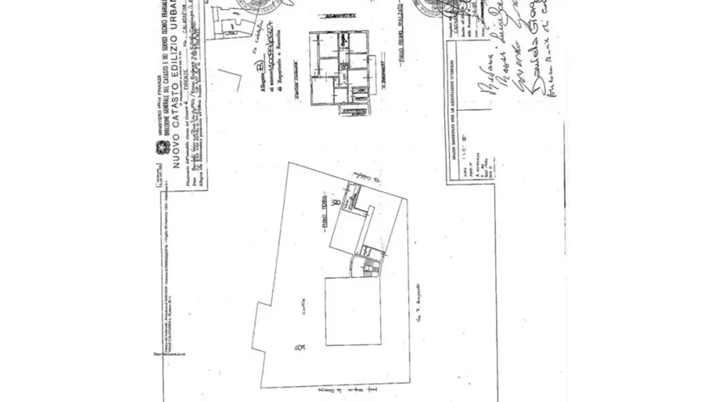 Plaan - Classical Apartment with Balcony in Florence
