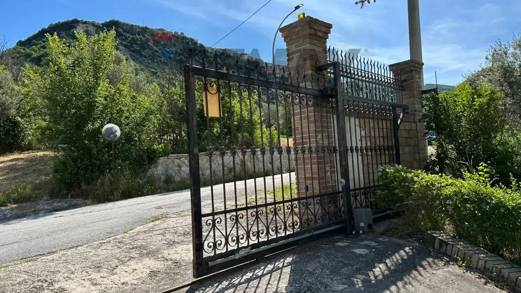 Välivaade - Lakefront Apartment with Terraces in Colledimezzo