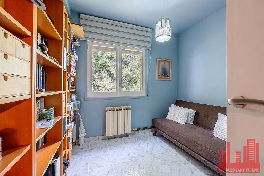 Kabinet - Chalet with Pool in Vallirana
