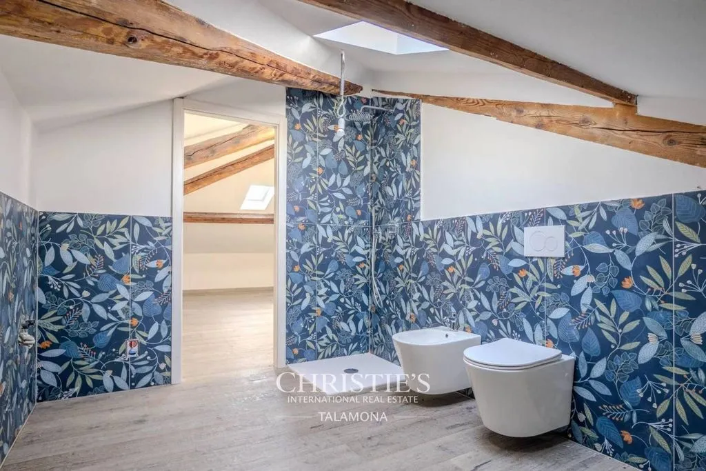 Vannitoad - Luxury Villa with Pool in Casbeno, Varese