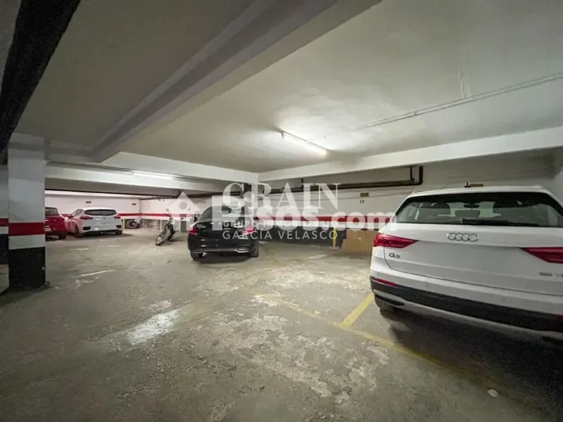 Garage - Apartment with Balcony in Albacete Centre