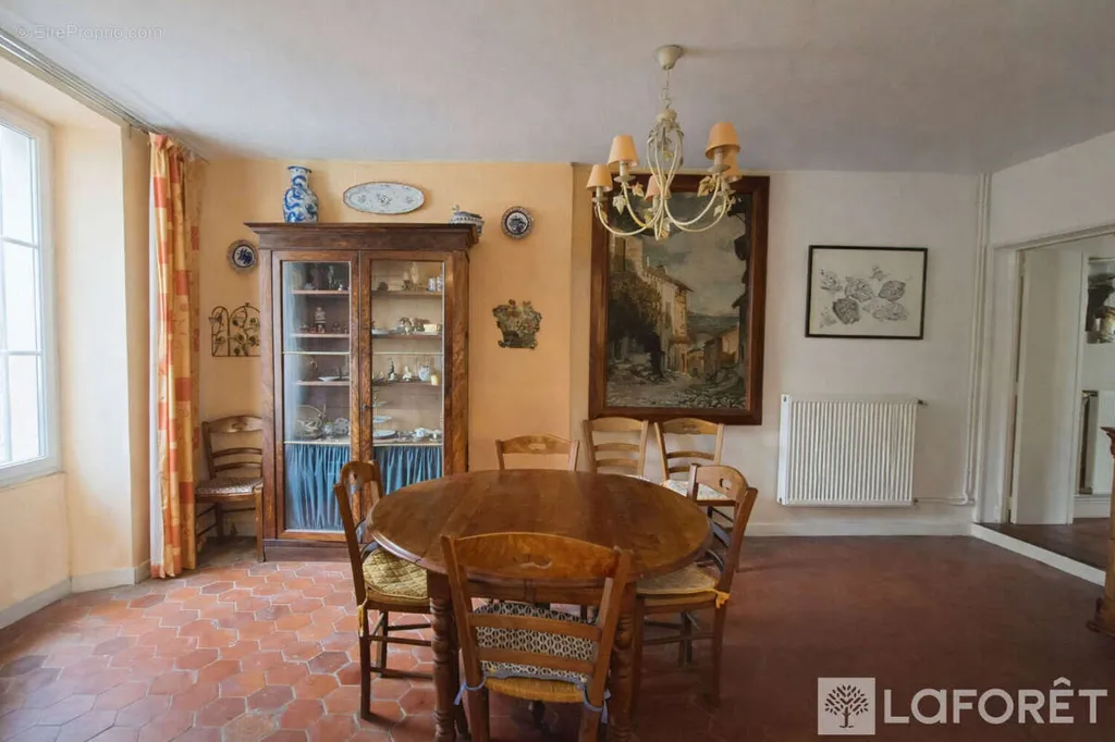 Salle à manger - Maison de Caractère avec Studio Indépendant à Avon
