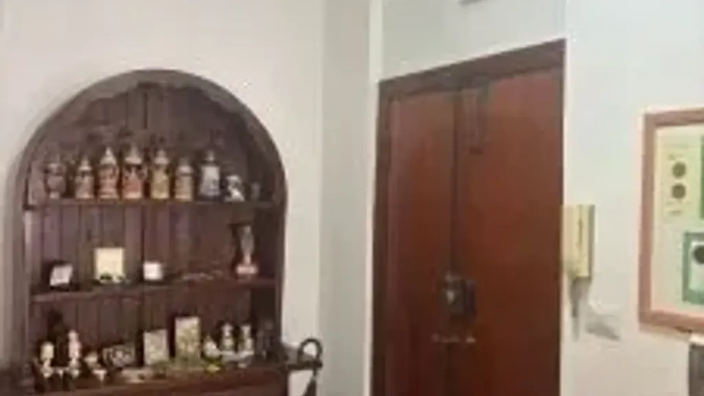 hallway_entrance