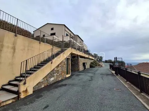 Välivaade - Apartment with Double Terrace and Sea View in Civezza