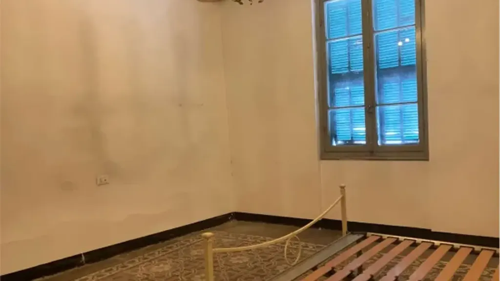 Pièces - Central 5-Bedroom Apartment in Albenga