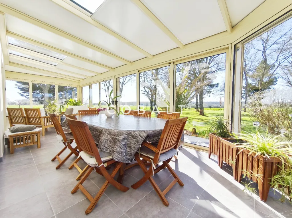 Terrasse - Maison d'Architecte avec Piscine en Campagne près du Gâvre