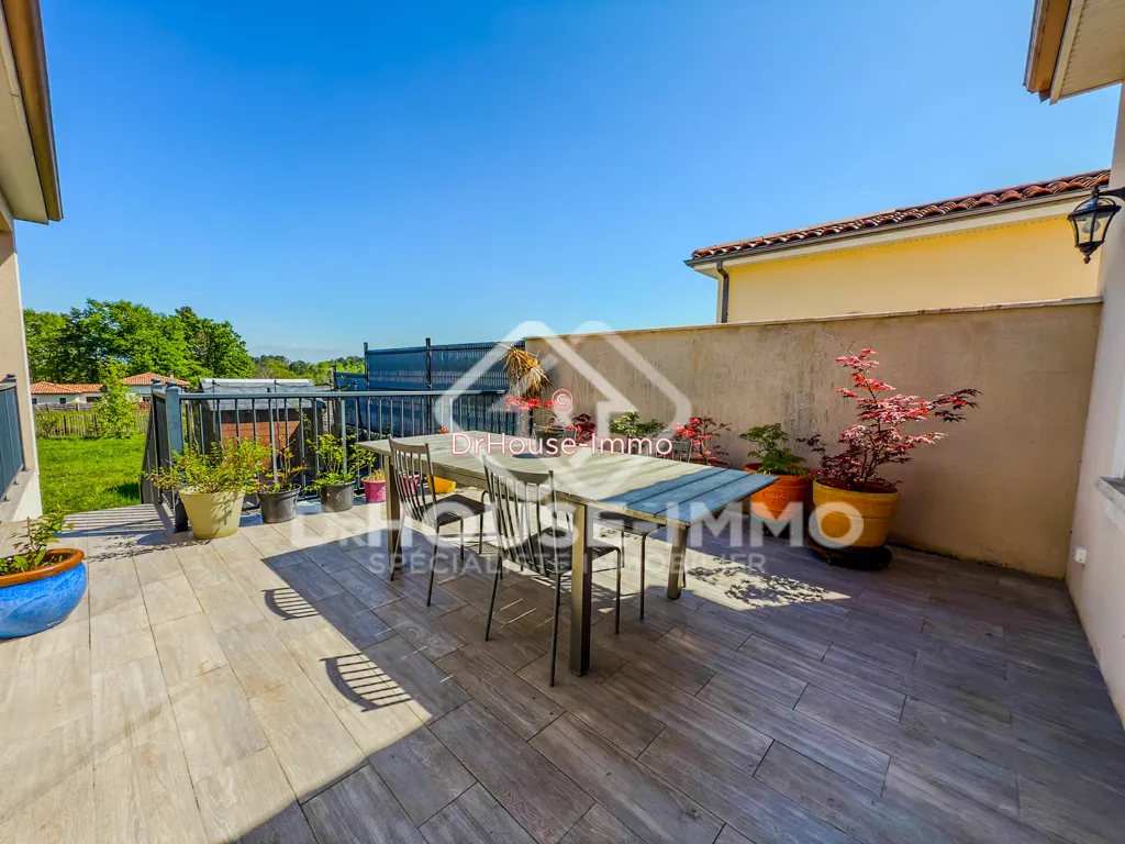 Terrasse - Maison de Plain-Pied 4 Chambres à Marsac