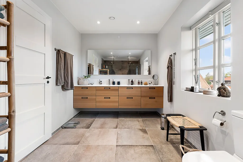 Bagni - Architect-Designed House with Sea View in Holbæk