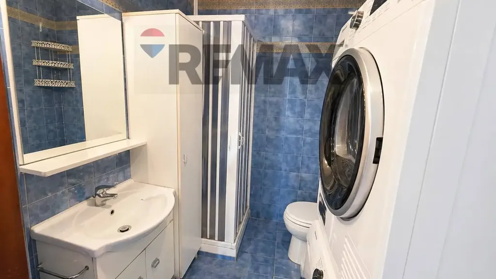 Salles de bain - Panoramic Apartment with Garden in Vezzano Ligure