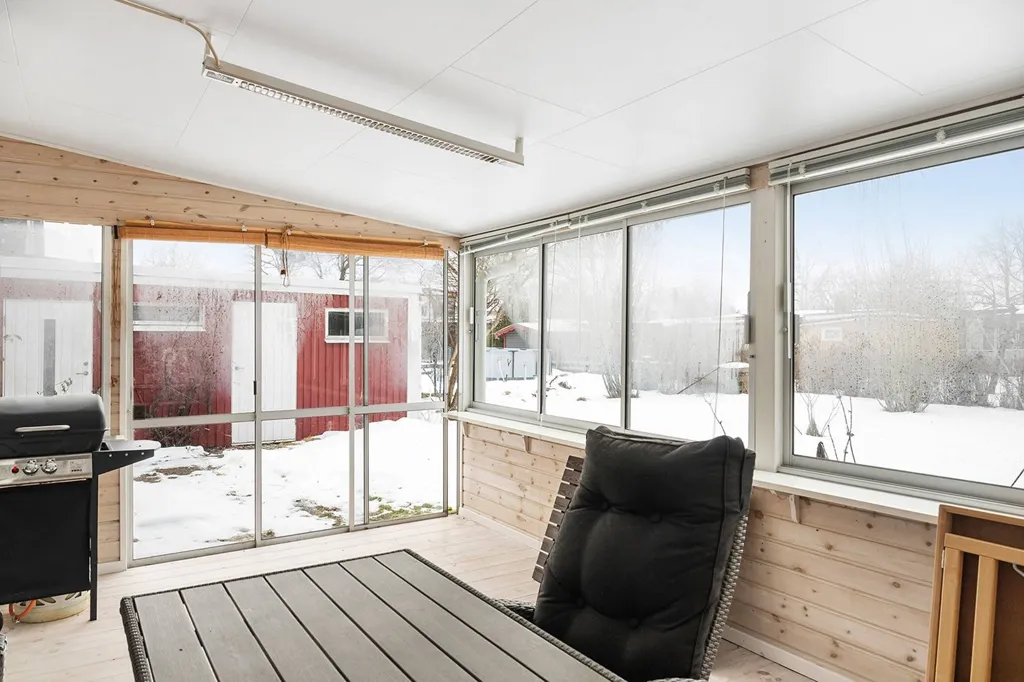 Terrasse - Generous Villa with Solar Panels in Strömtorp