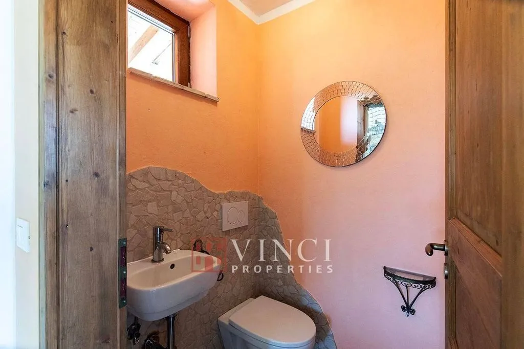 Vannitoad - Rustic Casale with Pool in Montefiore dell'Aso