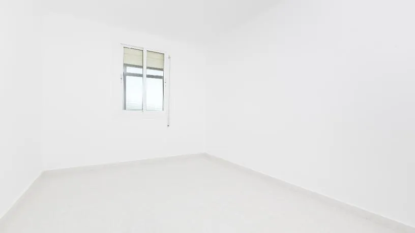 Toad - Alcove Flat with Balcony in Sabadell