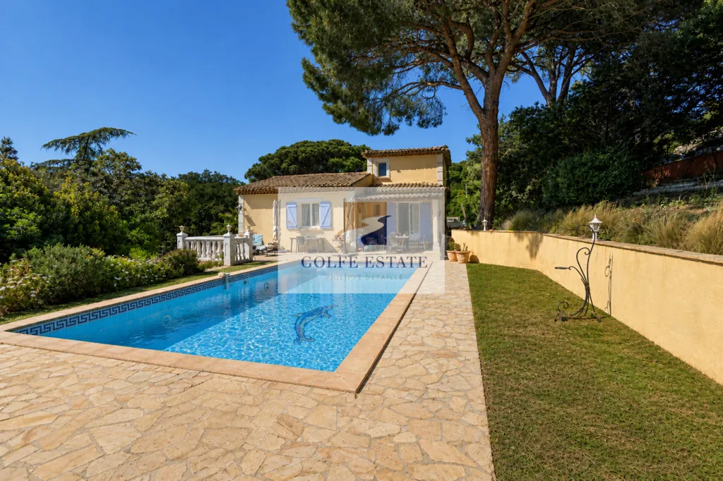 Piscine - Maison avec Piscine et Vue dans un Domaine Sécurisé à La Croix-Valmer