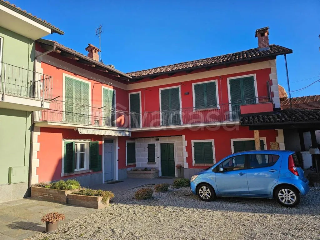Extérieur - Rustic House with Two Apartments in Sommariva Perno