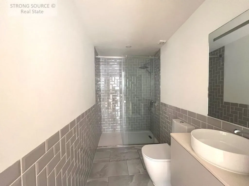 Vannitoad - Luxury Apartments with River View in Graca, Lisbon