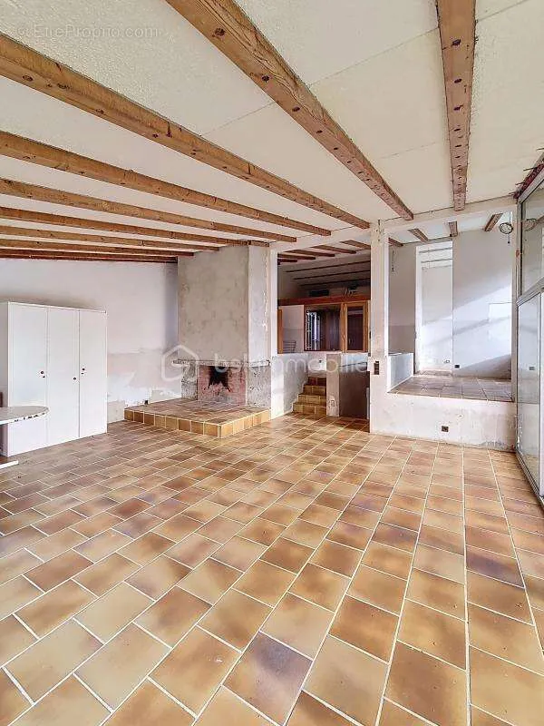Séjour - Villa d'Architecte avec Vue Dominante en Gascogne