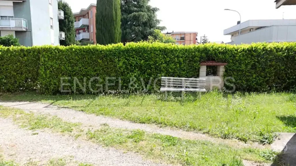 Aed - Ground Floor Apartment to Renovate in Rho