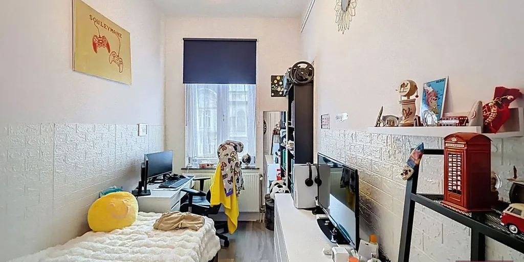 Bedrooms - Triplex with Charm in Schaarbeek