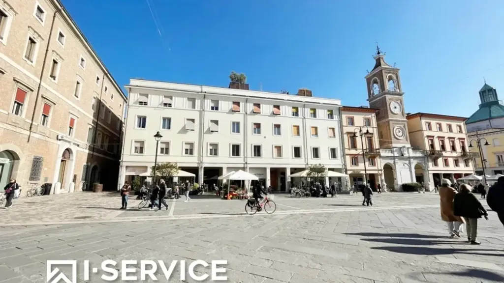 Rustic-Style Apartment with Balcony in Rimini
